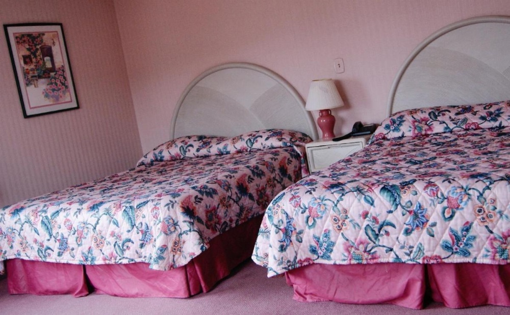 Room image 2